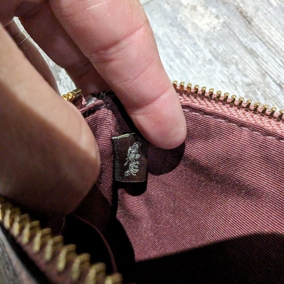 Coach Crossgrain Corner Zip Leather Wristlet Wallet Dusty Rose/Taffy - Picture 5 of 5